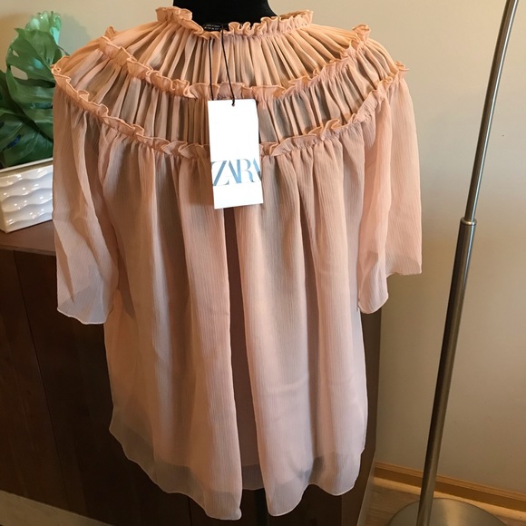 Zara Ruched Blouse - Picture 7 of 14